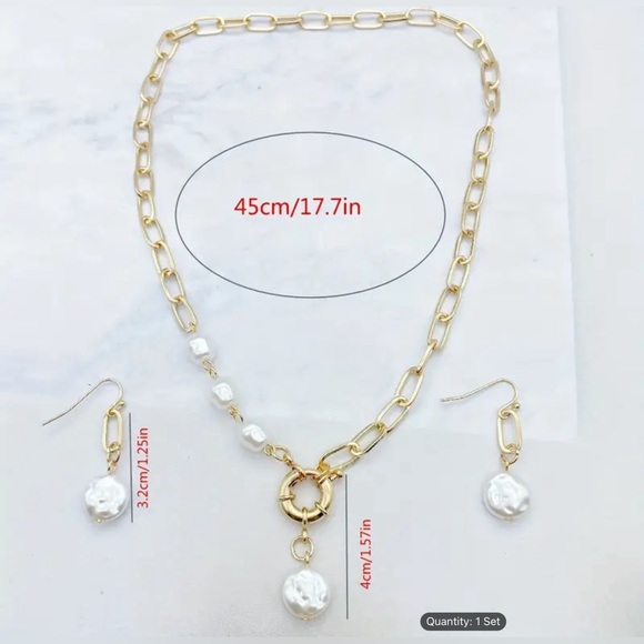 1 Pair Of Earrings and one  Necklace Stylish Jewelry Set Paperclip Chain. - Picture 4 of 4